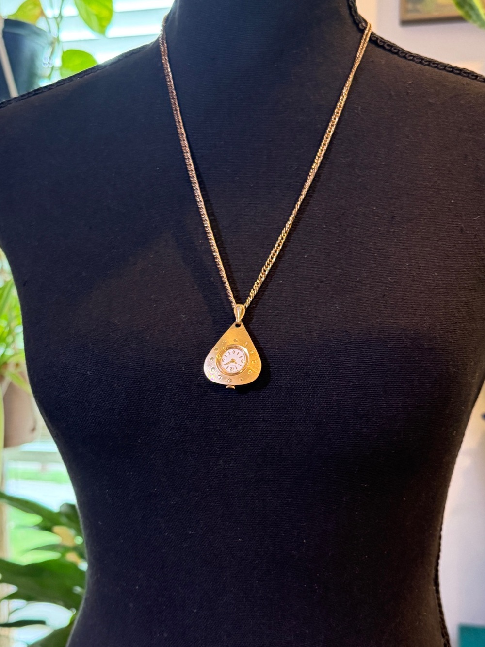 Vintage 1960s Caravelle Swiss Teardrop Pendant Watch Necklace